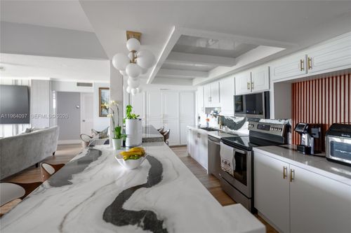 apt-401-3910 Crystal Lake Dr, Deerfield Beach, FL, 33064-1217 | Card Image