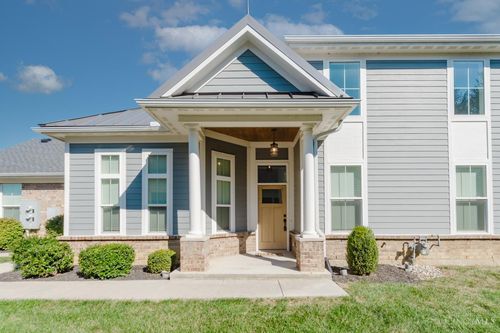 9460 Banyan Ct, Centerville, OH, 45458-3899 | Card Image