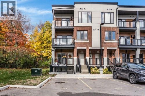 32-25 Isherwood Ave, Cambridge, ON, N1R0E2 | Card Image