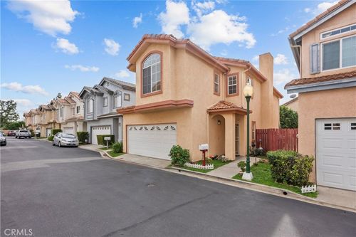 103-9400 Burnet, North Hills, CA, 91343 | Card Image