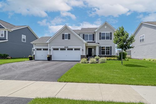 16538 S Sun Meadow Dr, Lockport, IL, 60441-5077 | Card Image