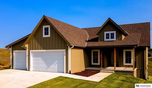 3000 Southern Hills Dr, Blair, NE, 68008 | Card Image