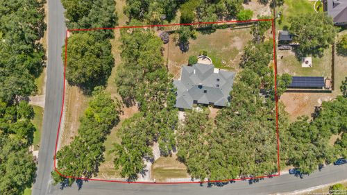 27240 Boerne Gln, Boerne, TX, 78006-5227 | Card Image