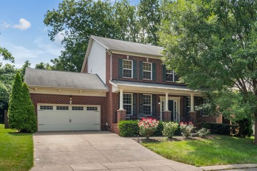 226 Sterling Woods Dr, Mount Juliet, TN, 37122-4080 | Card Image