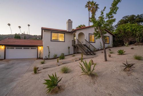 1466 Conway Dr, Escondido, CA, 92027-1346 | Card Image