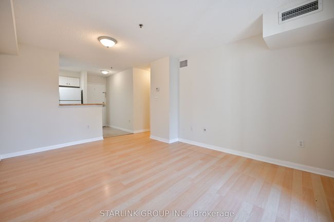 111 - 5225 Finch Ave E, Condo with 2 bedrooms, 1 bathrooms and 1 parking in Scarborough ON | Image 11