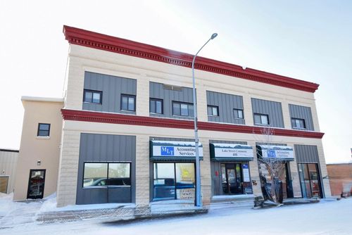 408 Lake St Ne, Warroad, MN, 56763-2349 | Card Image