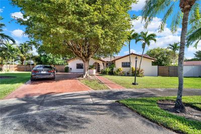 13344 Sw 1st Ter, House other with 3 bedrooms, 2 bathrooms and null parking in Miami FL | Image 1