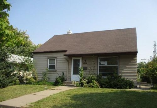 1048 Dale St N, Saint Paul, MN, 55117-5605 | Card Image