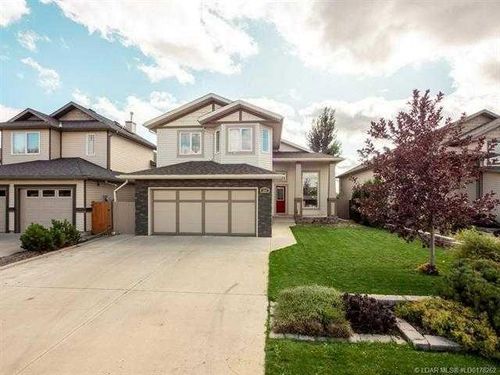 320 Thyrza Burkitt Link N, Lethbridge, AB, T1H5M4 | Card Image