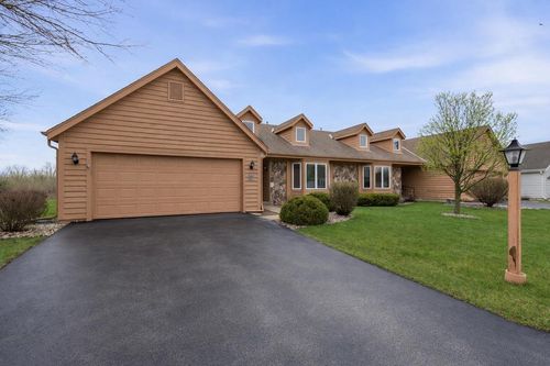 W180N9879 Riversbend Circle W, Germantown, WI, 53022 | Card Image
