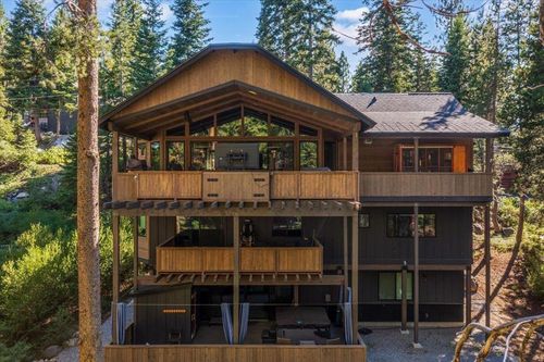 2366 Highlands Dr, South Lake Tahoe, CA, 96150-6140 | Card Image