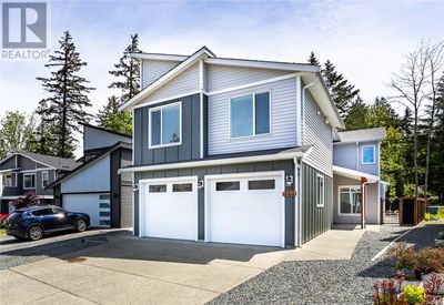 269 Westwood Rd, House other with 5 bedrooms, 4 bathrooms and 4 parking in Nanaimo BC | Image 1