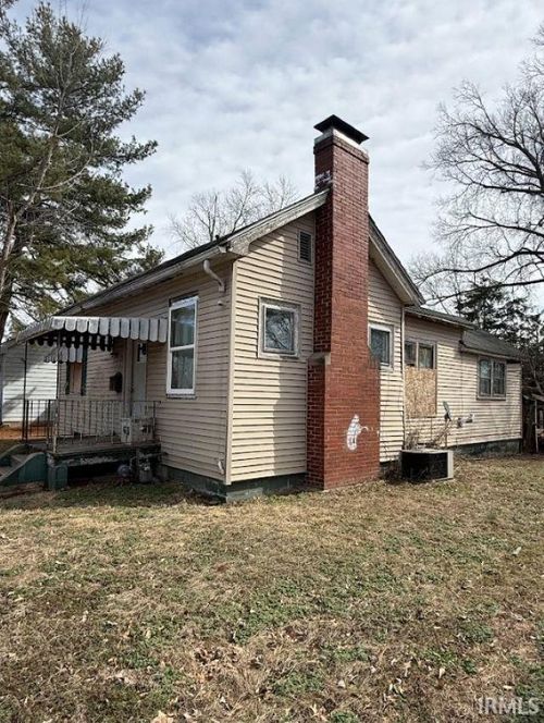 817 N 11th Street, Vincennes, IN, 47591-4704 | Card Image