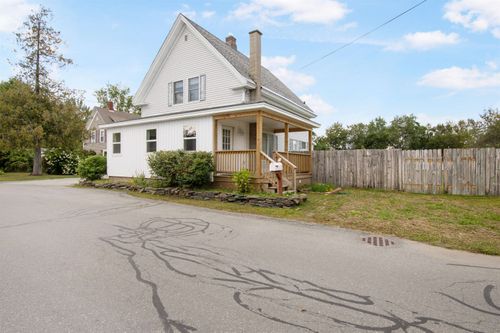 3 Pleasant St, Northumberland, NH, 03582-4076 | Card Image