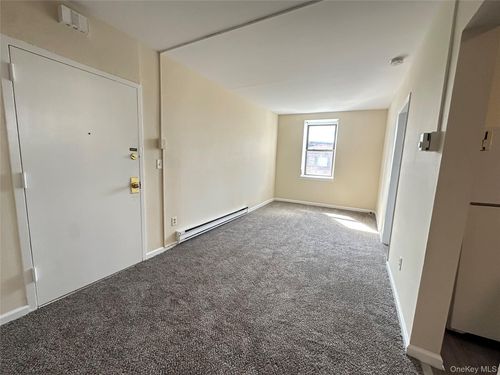 2-259 Main Street, Oyster Bay, NY, 11735 | Card Image