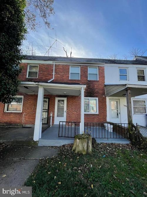 4826 Beaufort Ave, BALTIMORE, MD, 21215-5915 | Card Image