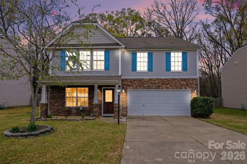 14212 Waterlyn Dr, Charlotte, NC, 28278-7670 | Card Image