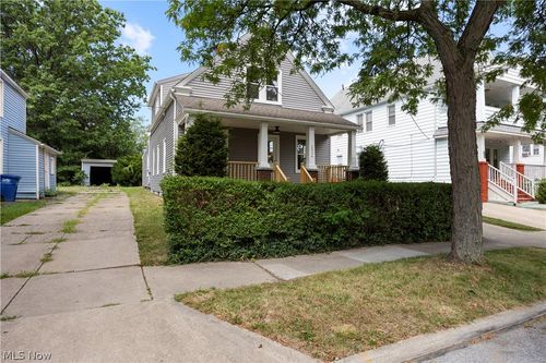 2054 Magee St, Lakewood, OH, 44107-5238 | Card Image