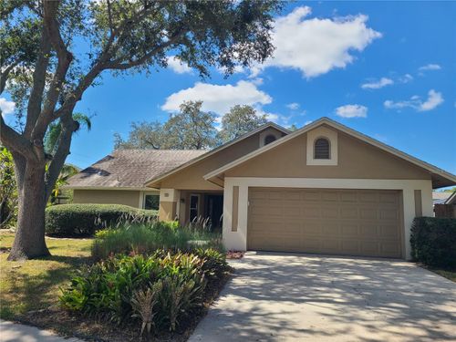 760 Moorland Ln, Palm Harbor, FL, 34683-6347 | Card Image