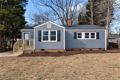 2518 Timber Ln, Greensboro, NC, 27408-6122 | Card Image