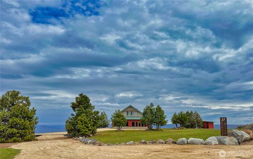 27 Scenic Dr, Brewster, WA, 98812-8001 | Card Image