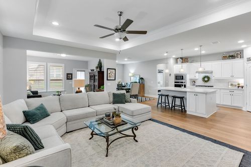 208 Long Pines Dr, McKinney, TX, 75071-1700 | Card Image