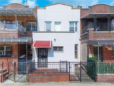 1216 Tabor, Home with 6 bedrooms, 3 bathrooms and null parking in Bensonhurst NY | Image 1