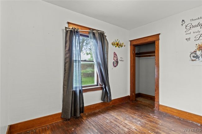 1319 Electric Ave, Home with 6 bedrooms, 2 bathrooms and null parking in Lackawanna NY | Image 18