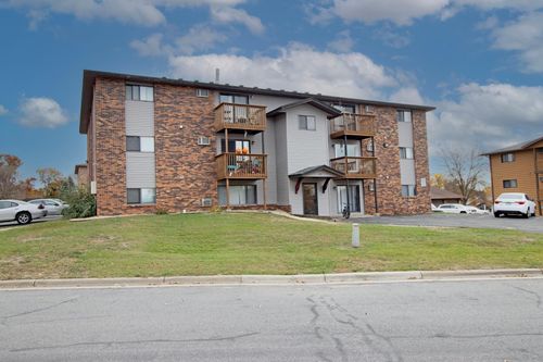 1317 13th Street Cir, Sauk Rapids, MN, 56379-1367 | Card Image