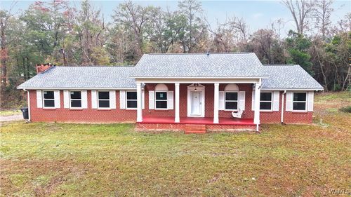 105 N Mobile St, Linden, AL, 36748-1433 | Card Image