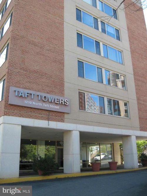 apt-206-1210 N Taft St, ARLINGTON, VA, 22201-2432 | Card Image