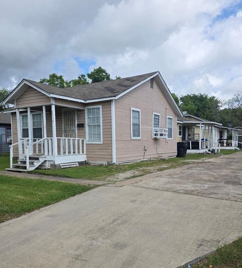 3717 Dawson Ln, Houston, TX, 77051-3220 | Card Image