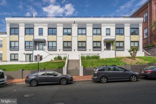 apt-301-2422 17th St Nw, WASHINGTON, DC, 20009-2725 | Card Image