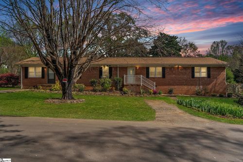 2 Easy St, Taylors, SC, 29687-6503 | Card Image