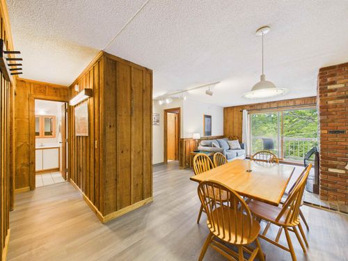 a5-697 E Mountain Rd, Killington, VT, 05751-9614 | Card Image