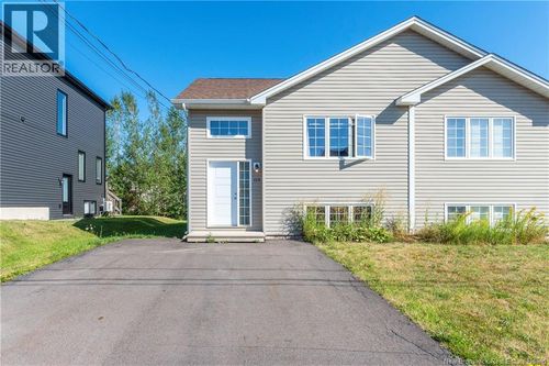 113 Gambia St, Moncton, NB, E1G5S9 | Card Image