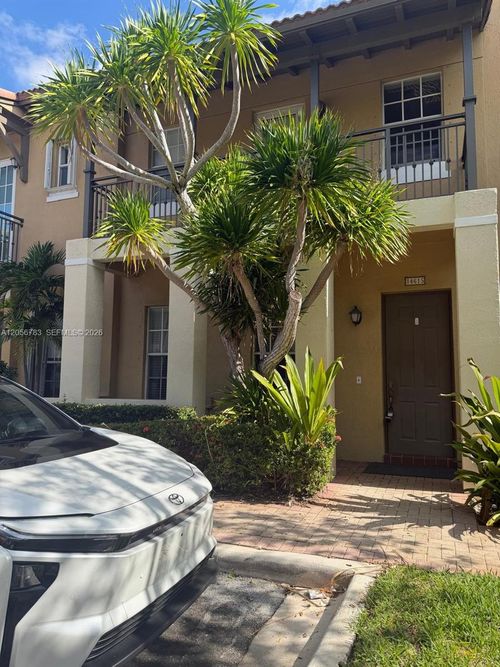 0-14615 Sw 5th St, Pembroke Pines, FL, 33027-6113 | Card Image