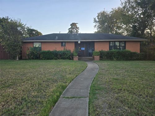 648 Penguin Dr, Dallas, TX, 75241-1016 | Card Image