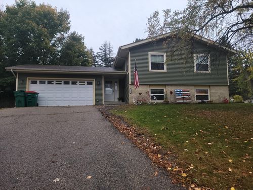 13147 Thomas Ave S, Burnsville, MN, 55337-2153 | Card Image