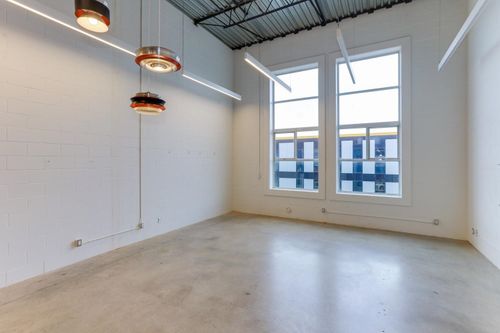 302-1220 E Pender St, Vancouver, BC, V6A1W8 | Card Image