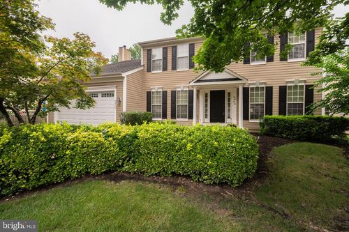 6820 Silver Ann Dr, LORTON, VA, 22079-1312 | Card Image
