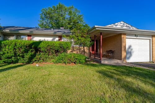 57 Forest Ln, Elk Grove Village, IL, 60007-1415 | Card Image