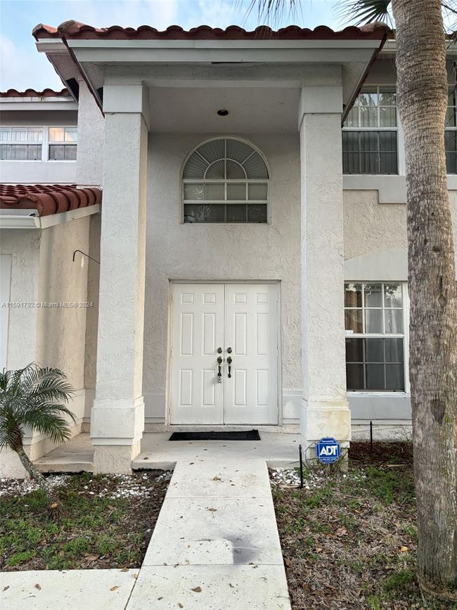 10664 Oak Lake Way, House other with 4 bedrooms, 2 bathrooms and null parking in Boca Raton FL | Image 5