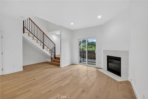 1878 N Alvarado, Los Angeles, CA, 90026 | Card Image