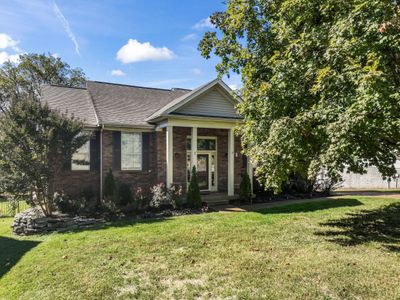 1805 Ashmore Ct, House other with 5 bedrooms, 3 bathrooms and 3 parking in Mount Juliet TN | Image 3