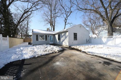 141 Oak Ave, RUNNEMEDE, NJ, 08078-1808 | Card Image