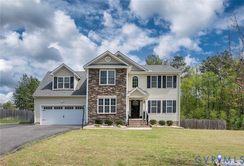 5806 Autumnleaf Dr, North Chesterfield, VA, 23234-2825 | Card Image