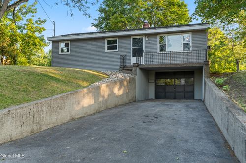 184 Moyer St, Canajoharie, NY, 13317-1436 | Card Image