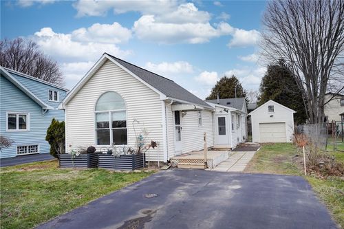 44 Ford Avenue, Gates, NY, 14606 | Card Image